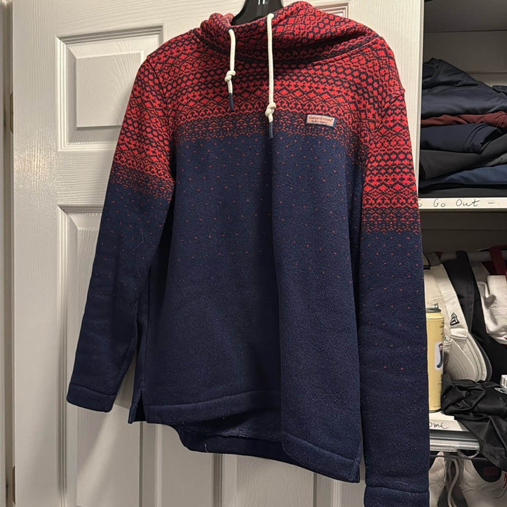 Vineyards vines cowl neck sweater